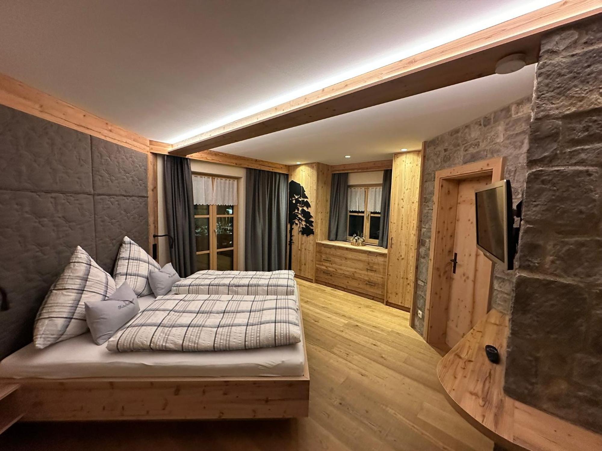 Haus Daheim Apartamento Mittenwald Exterior foto